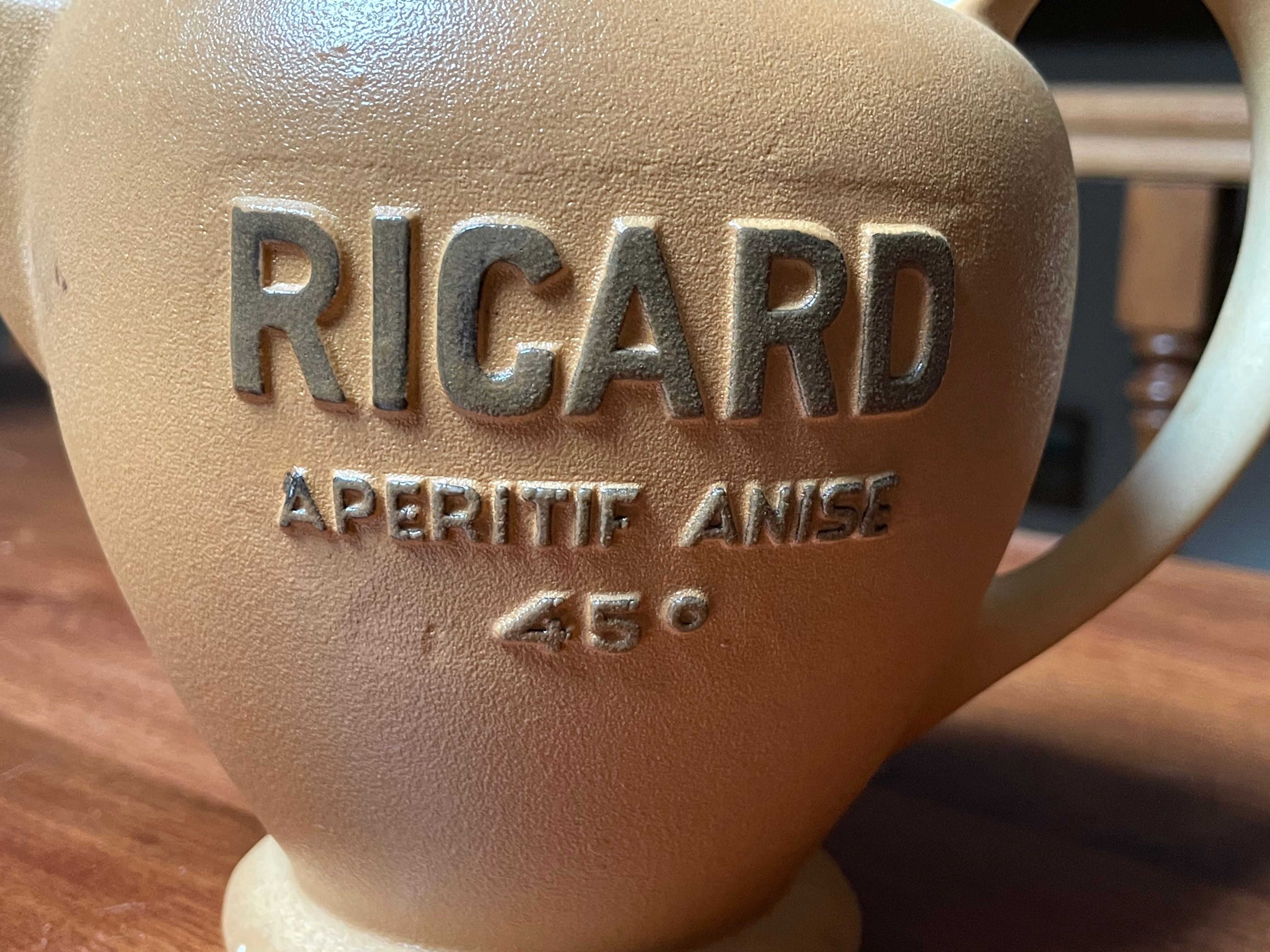 Pitcher Ricard 3 strips
