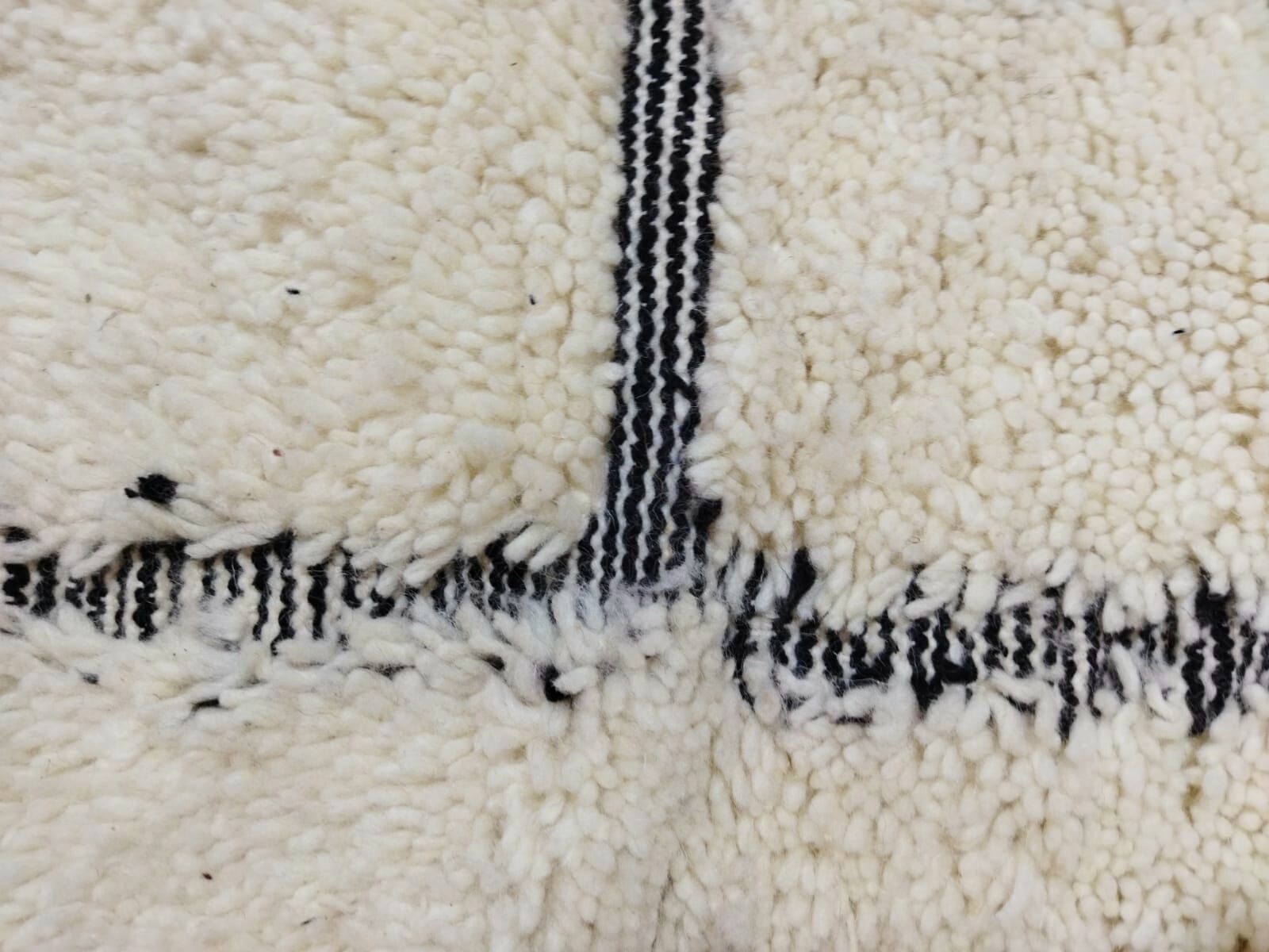 Moroccan berber carpet 230x196cm
