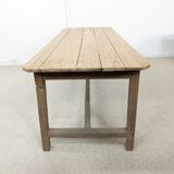 Farm table
