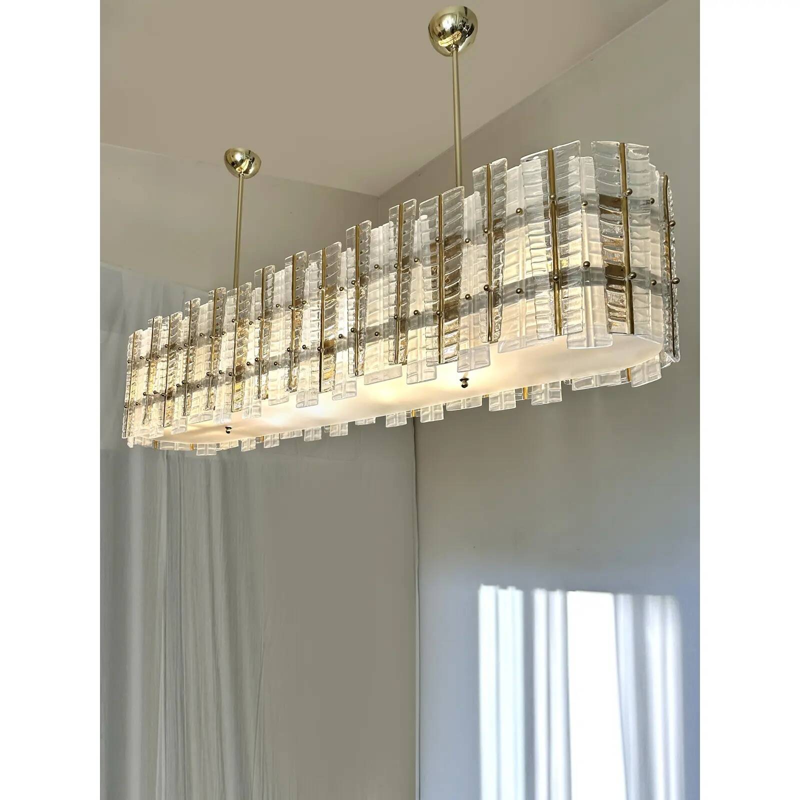 Chandelier en verre de Murano doré tropical moderne italien de luxe par Simoeng