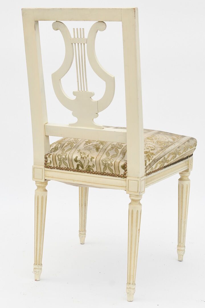 Lyre-backed chair