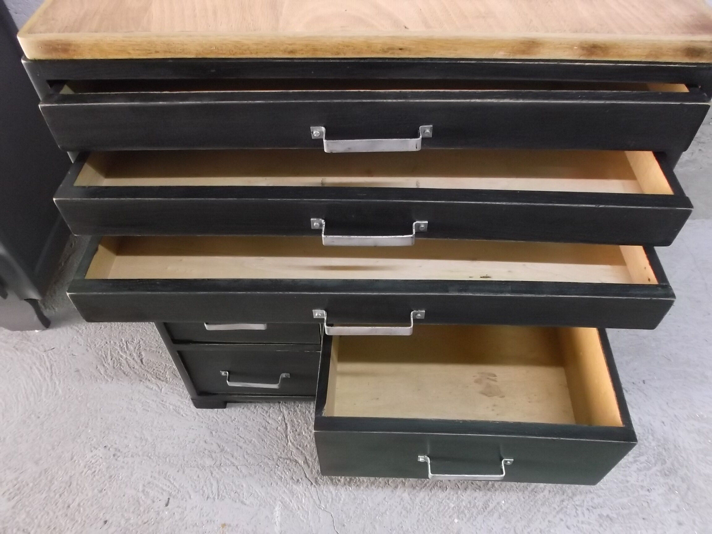 Trade furniture