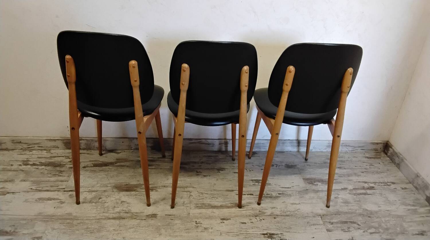 Baumann chairs