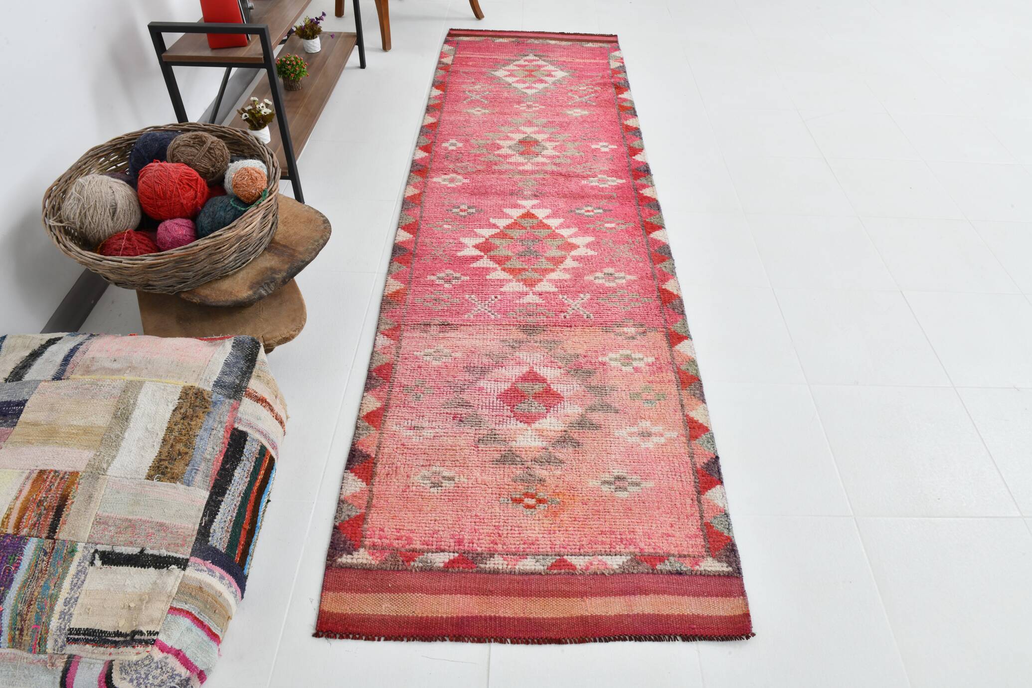 Pink & Red Oushak Runner Rug 88x306Cm SK 22815