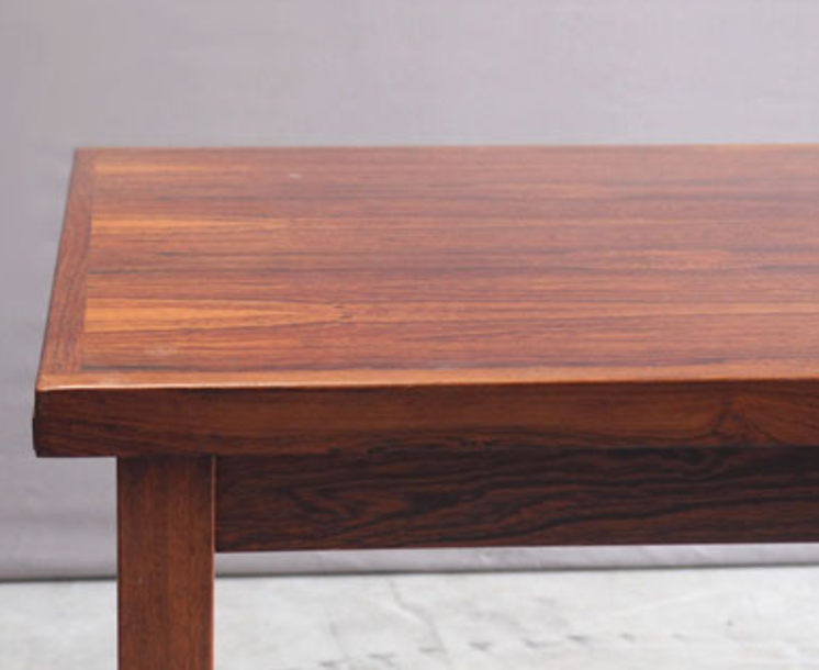 Table en palissandre années 60
