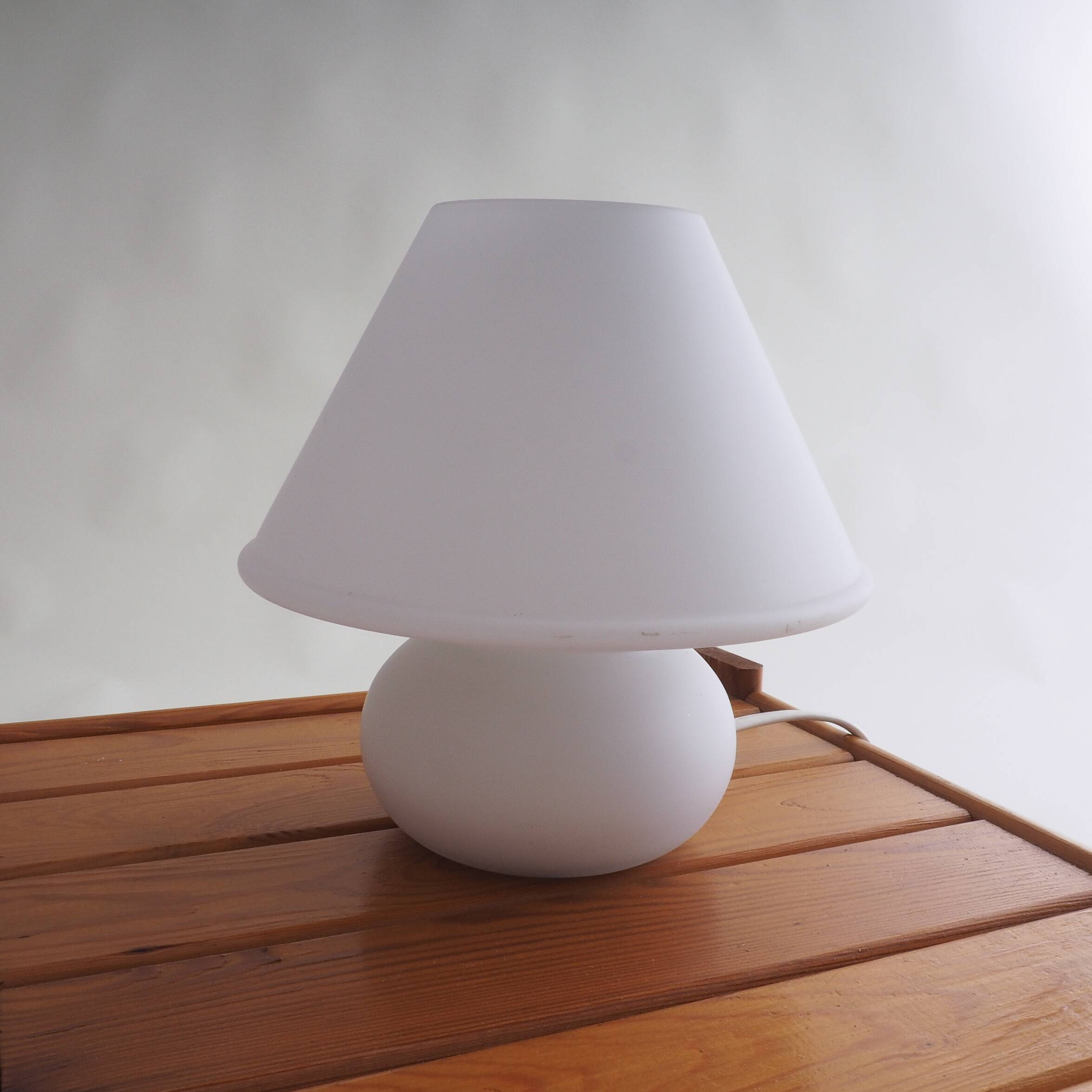 Lampe en verre en forme de champignon Modèle 6249 par Glasshütte Limburg