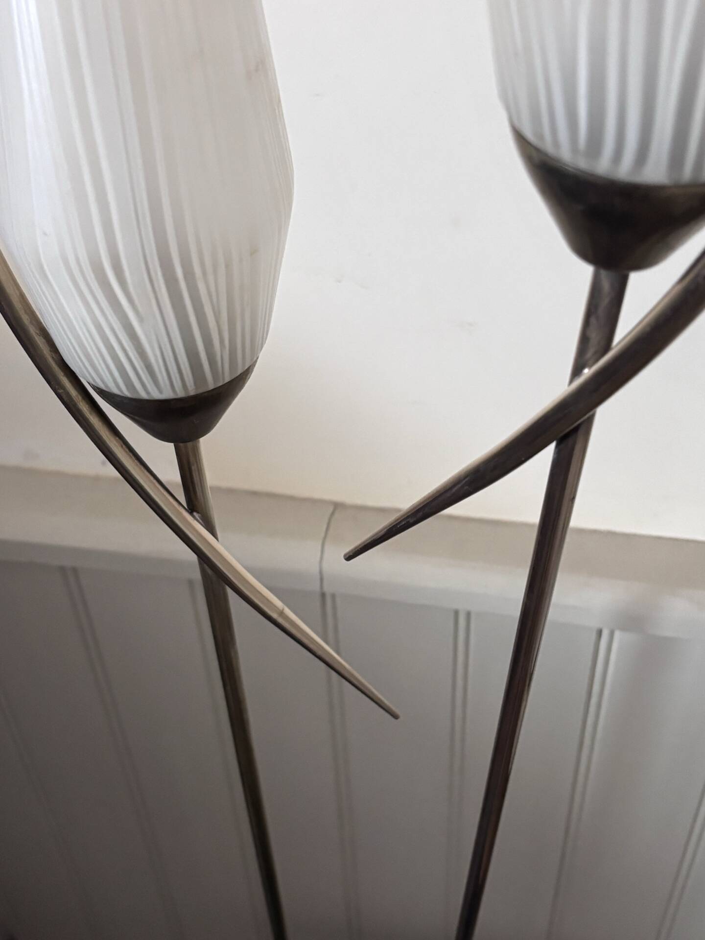 1950s Modernist Floor Lamp with Reading Light, brass and filigree glass.