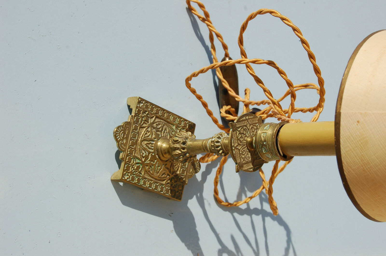 Metal foot lamp and paper lampshade