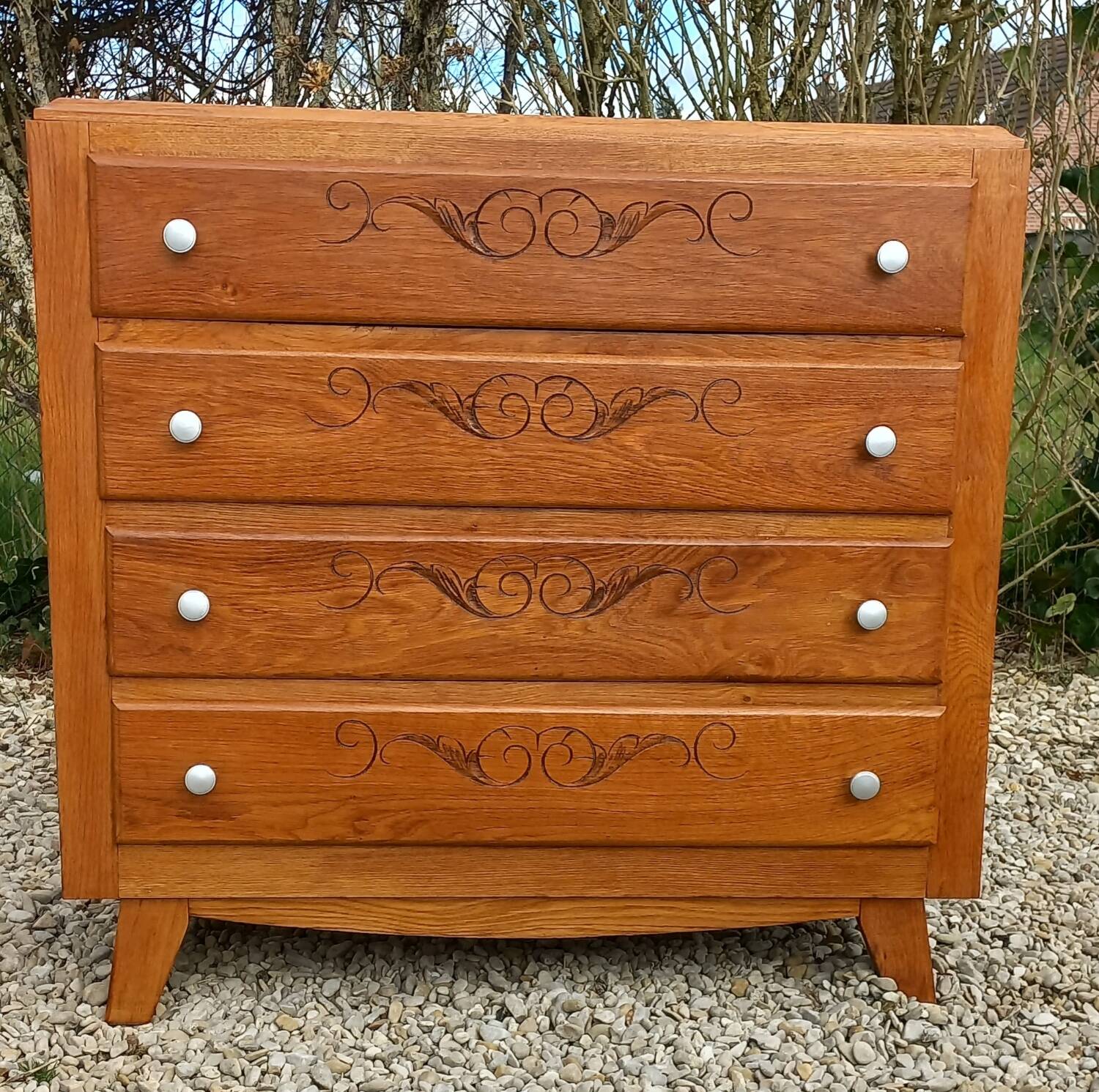 Vintage chest of drawers