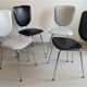 Lot de 4 chaises  soudexvinyl skai gauffré noir et blanc