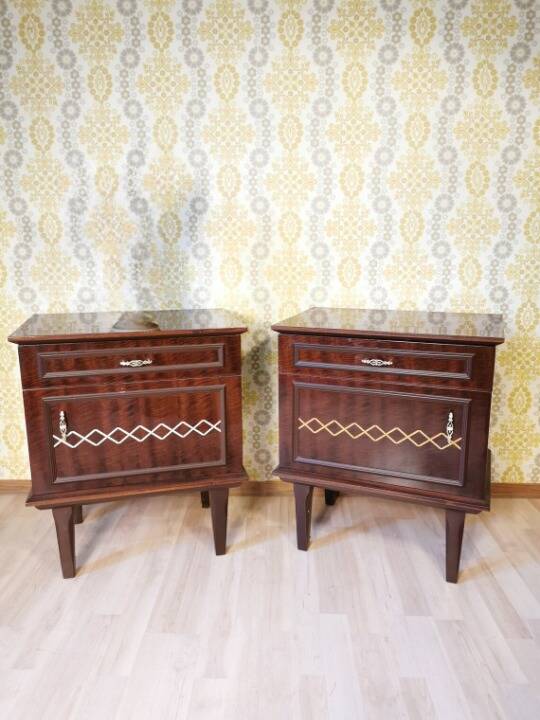 Pair of Vintage Wooden Nightstands: Mid-Century Modern Bedside Tables