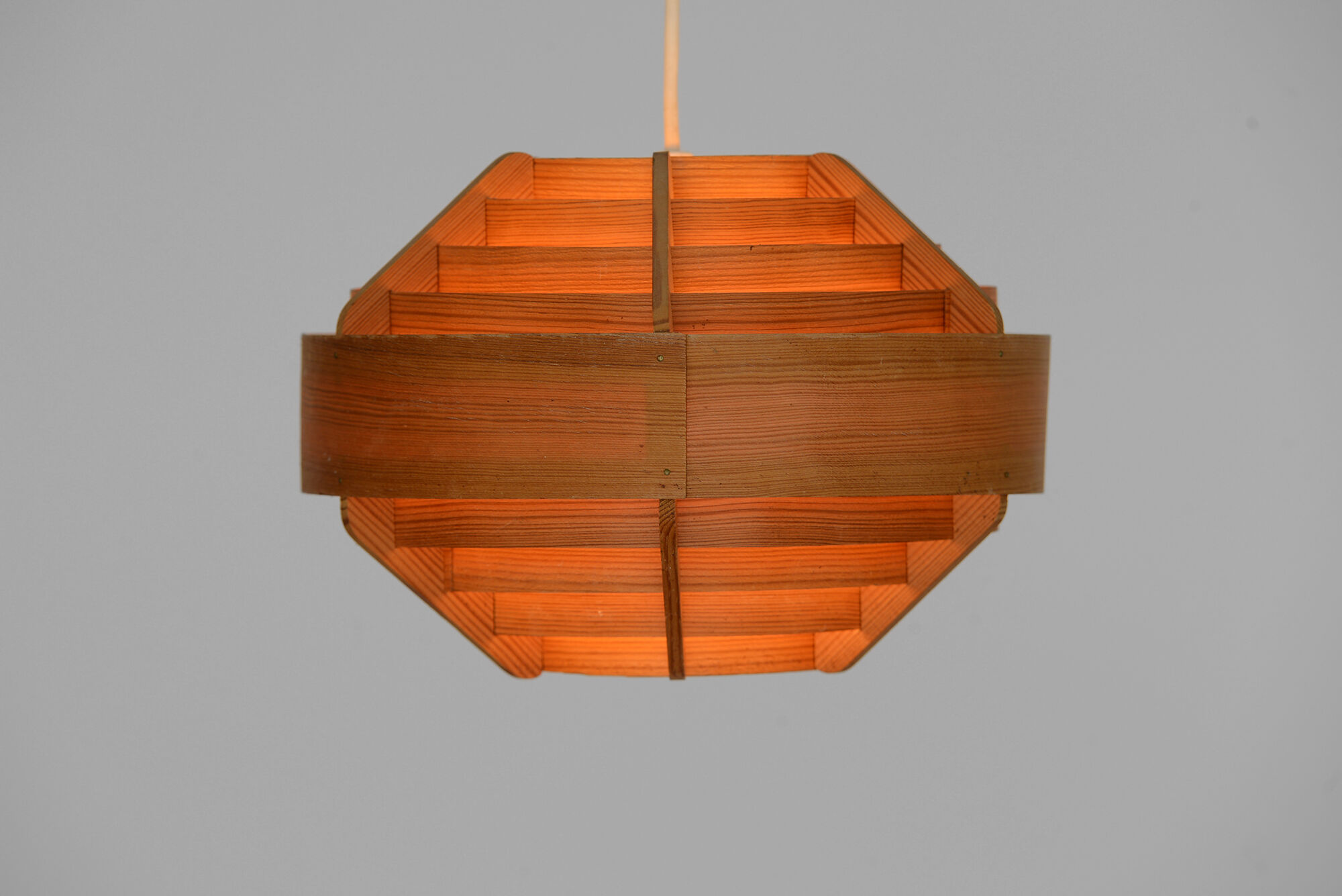 Pine veneer pendant light T510 "Glade" by Hans-Agne Jakobsson for Ellysett AB, Sweden 1960s.