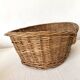 Woven wicker basket for cat or dog