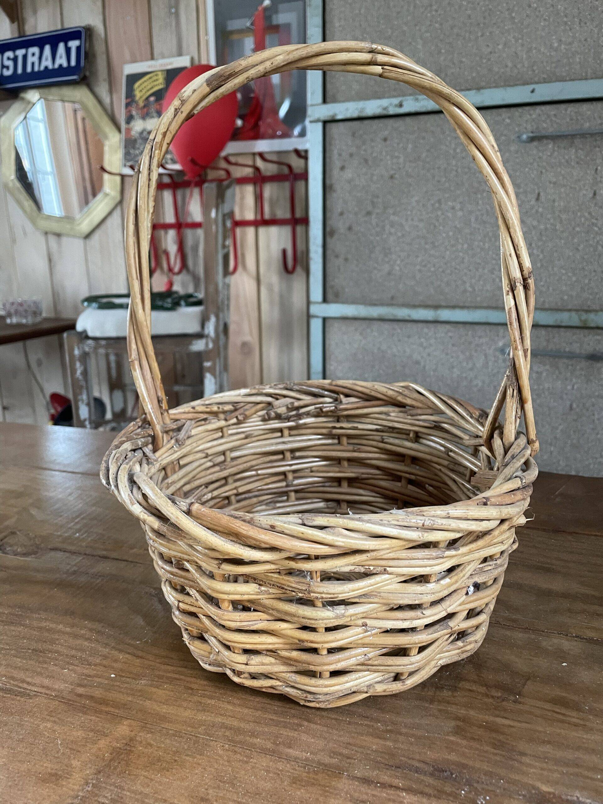 Small woven wicker basket