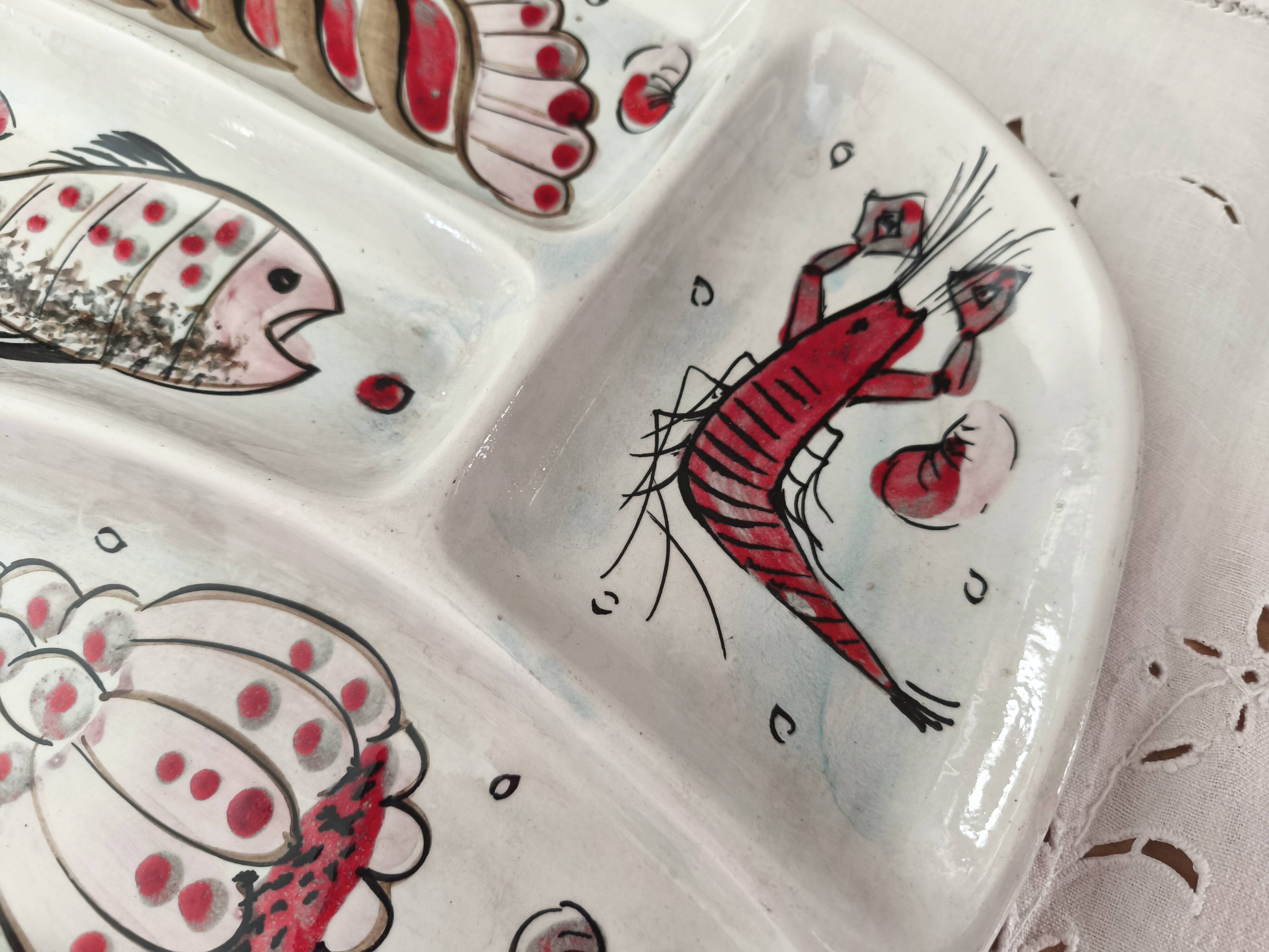 Vintage 4-compartment dish with seafood decor