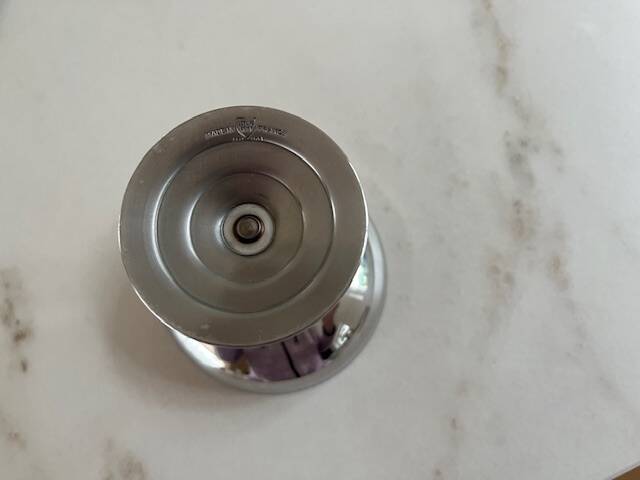 8 ice cream cups and spoons 80s design letang remy