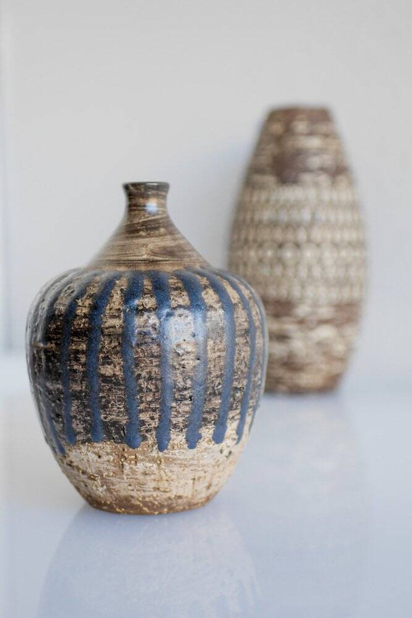 Mid-century Scandinavian modern brutalist art pottery vase by Mari Simmulson for Upsala Ekeby, Sweden, 1970s