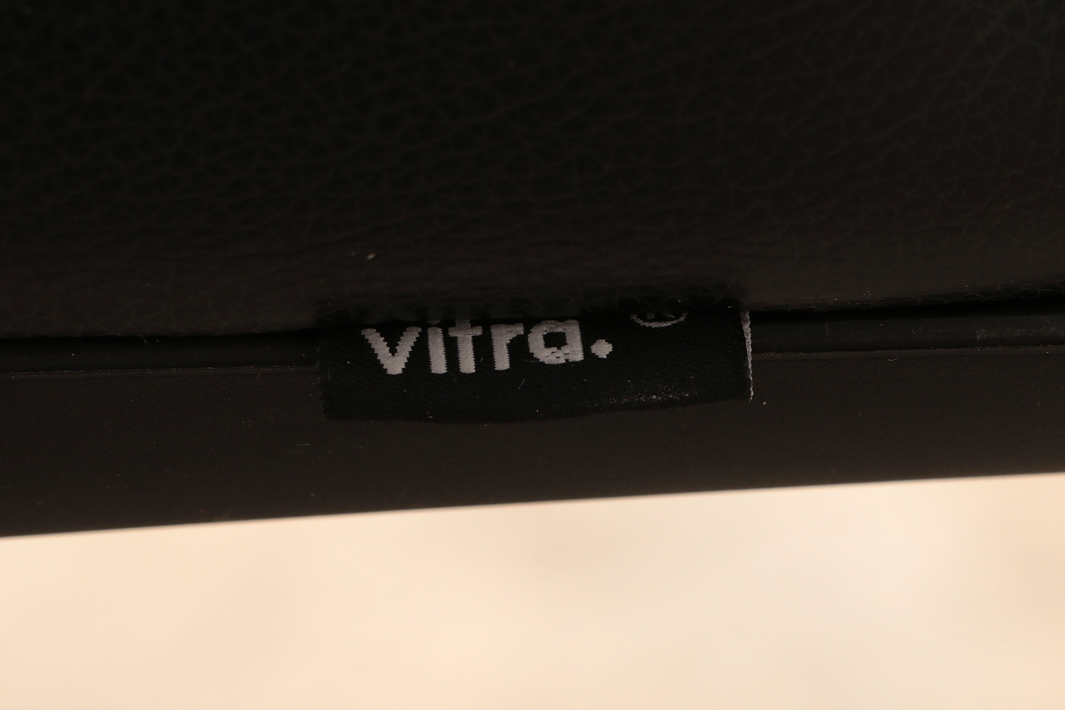 Vitra softshell office chair design by Ronan & Erwan Bouroullec.