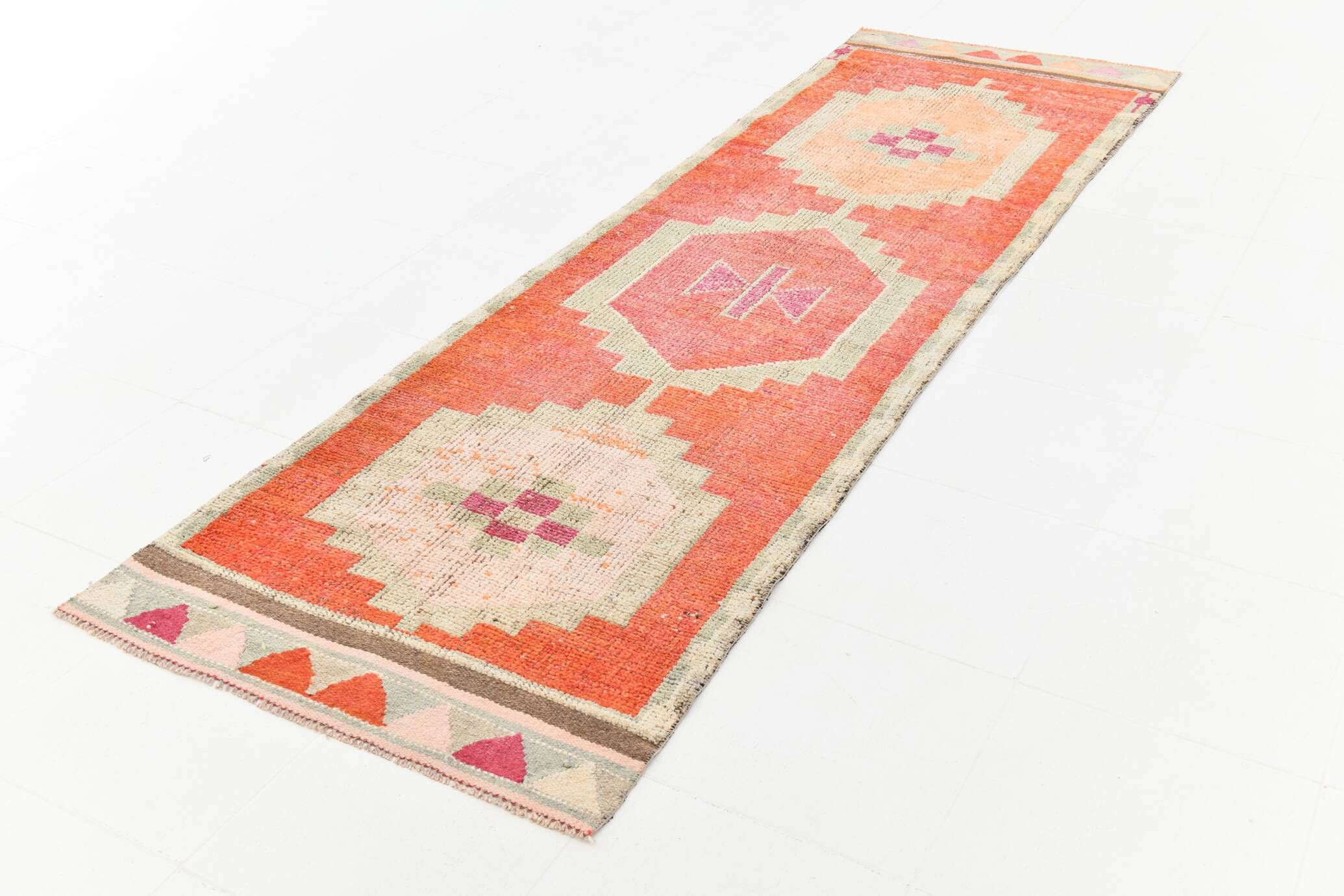 Tapis de couloir Oushak corail vintage, tapis turc ancien, 95x310 cm