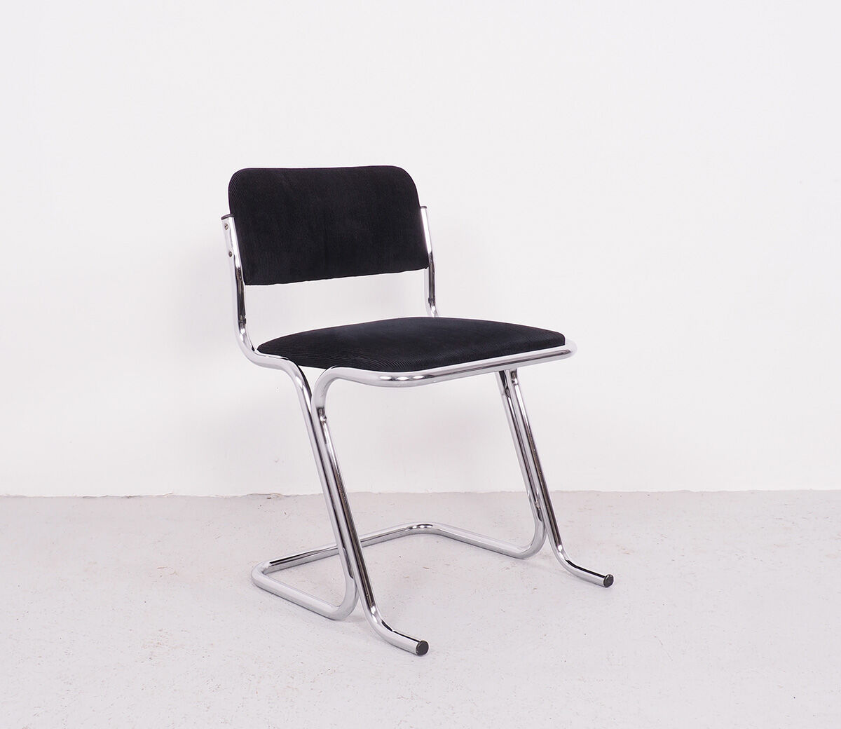 Tubular chrome chairs with black corduroy, set of 4
