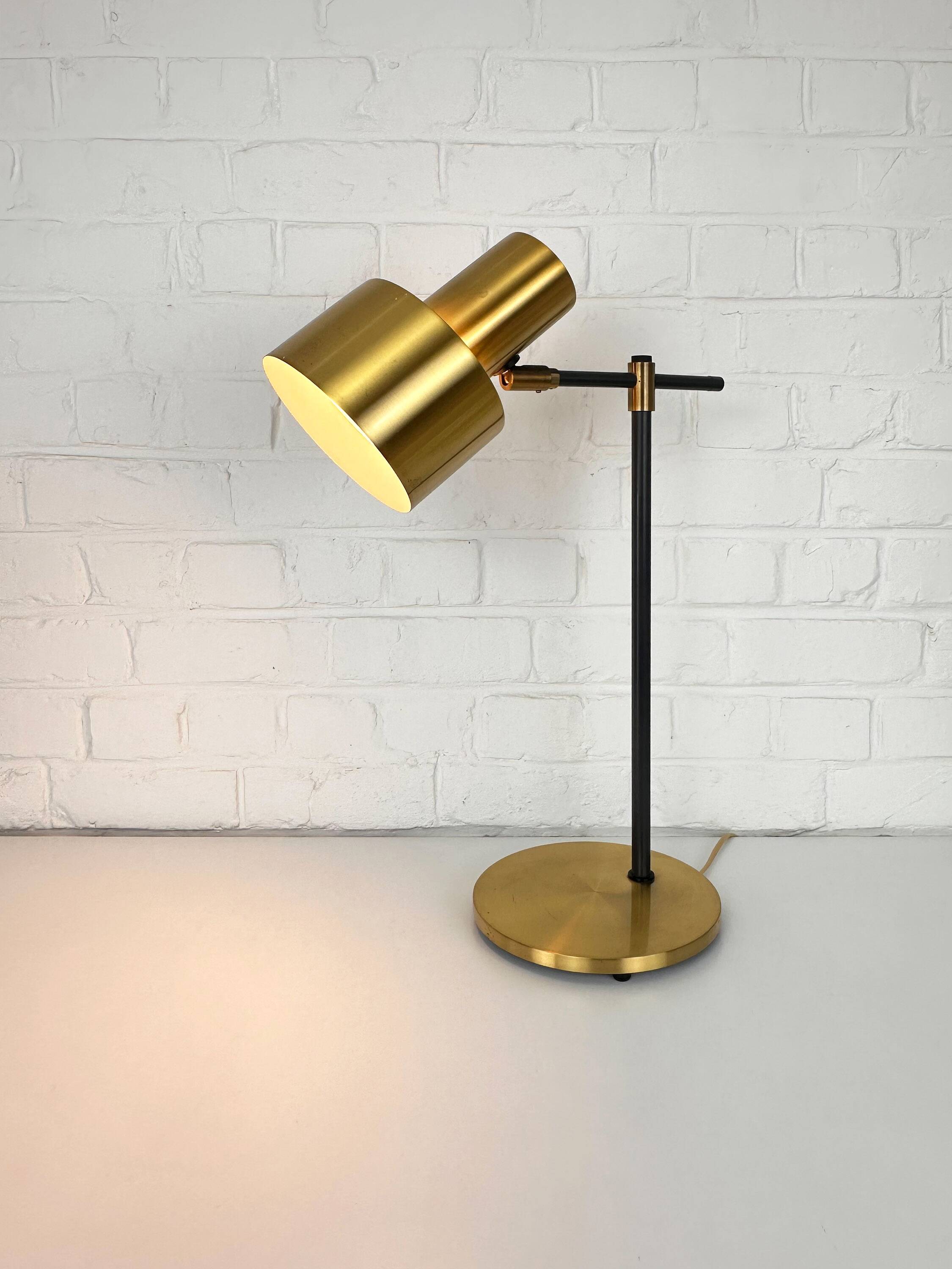 Desk lamp "Lento" Jo Hammerborg, Fog & Mørup, Brass, Denmark, 1960