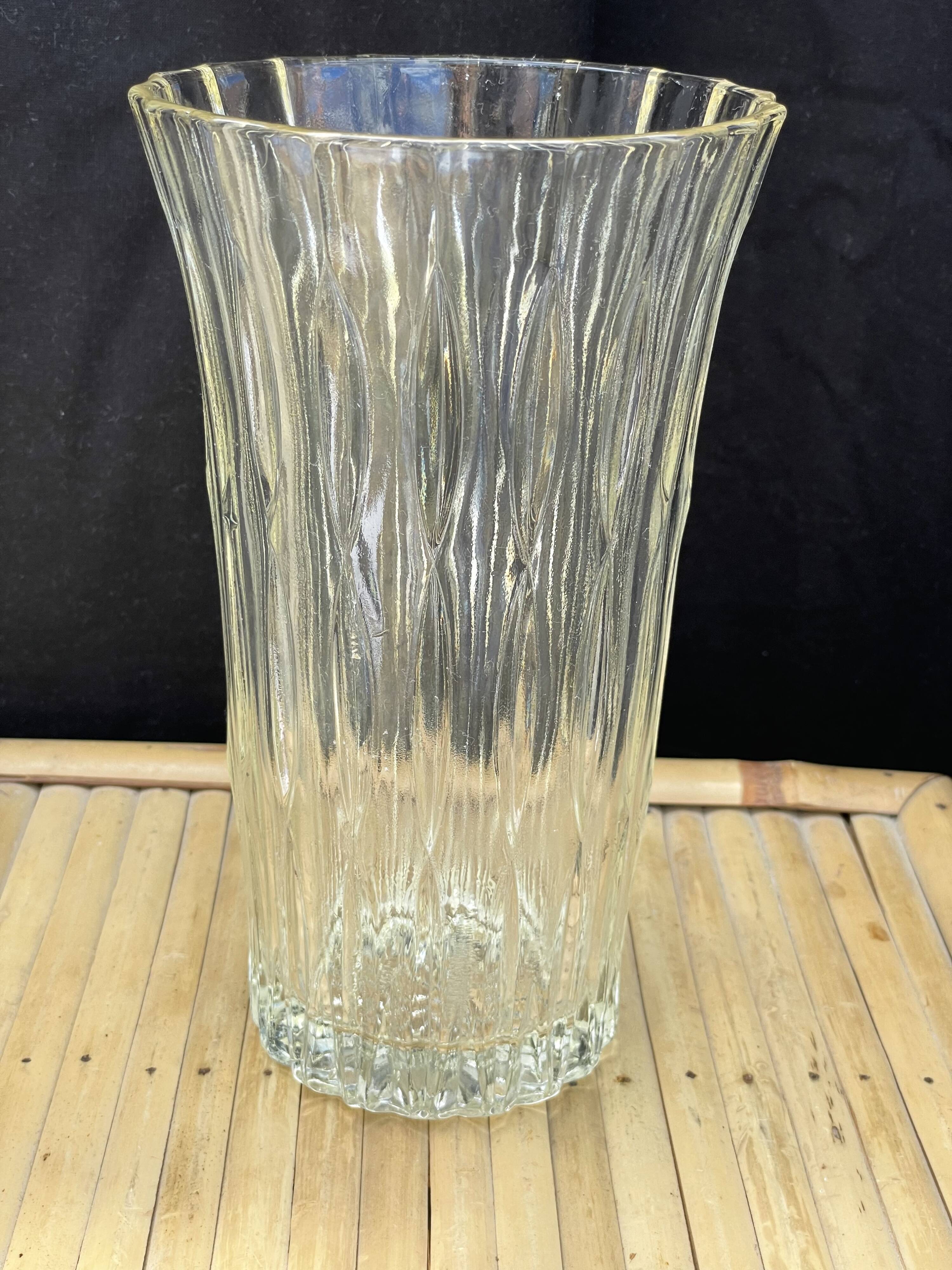 Chiseled vintage flared vase