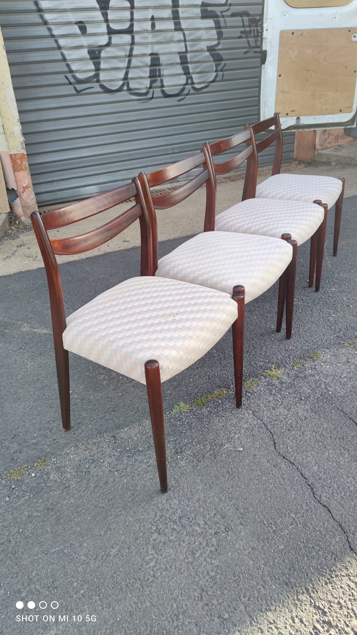 Série de 4 chaises scandinave vers 1960