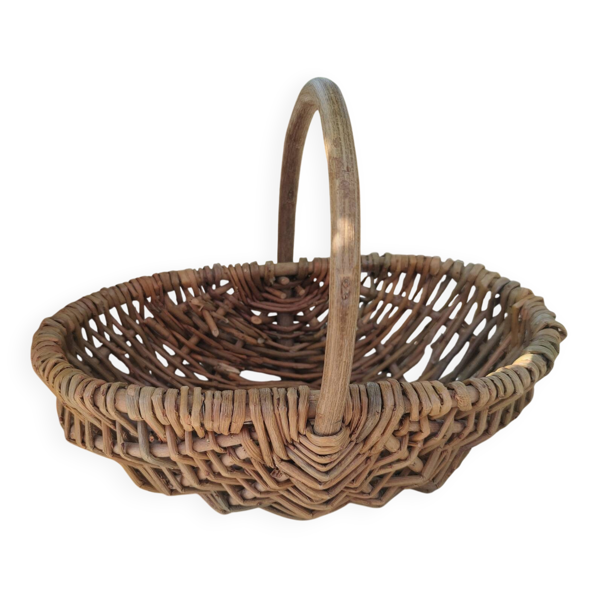 Country-style wicker basket