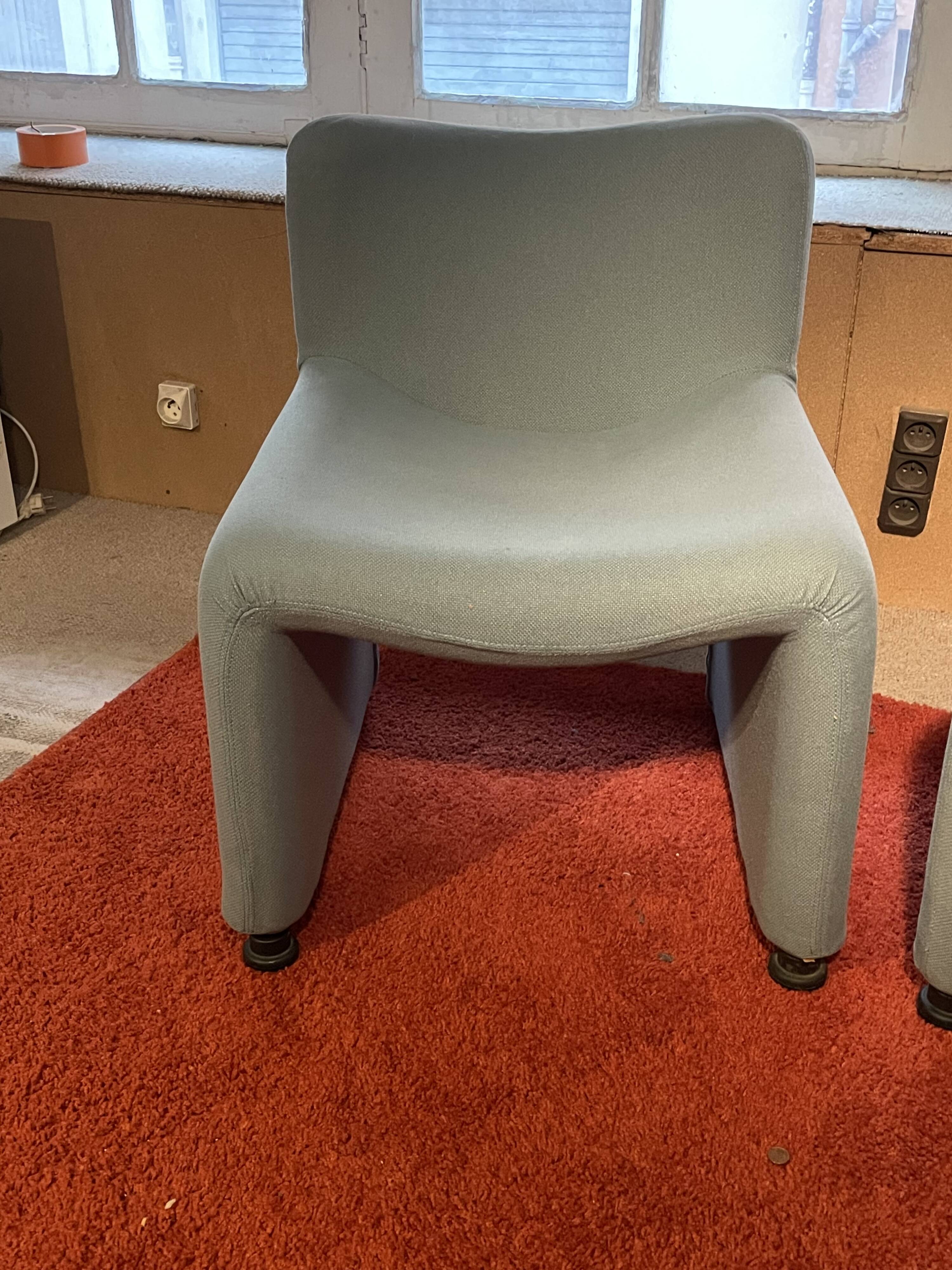 Pair of armchairs, Arfa edition