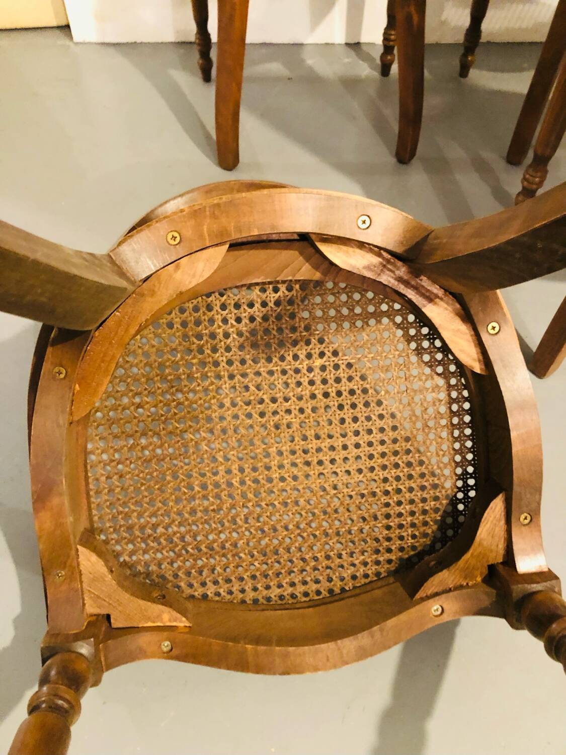 Set of 4 caned medallion chairs in Louis XVI style - Excellent condition - Oak