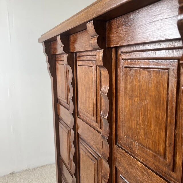 Antique oak counter/bar, 20th century