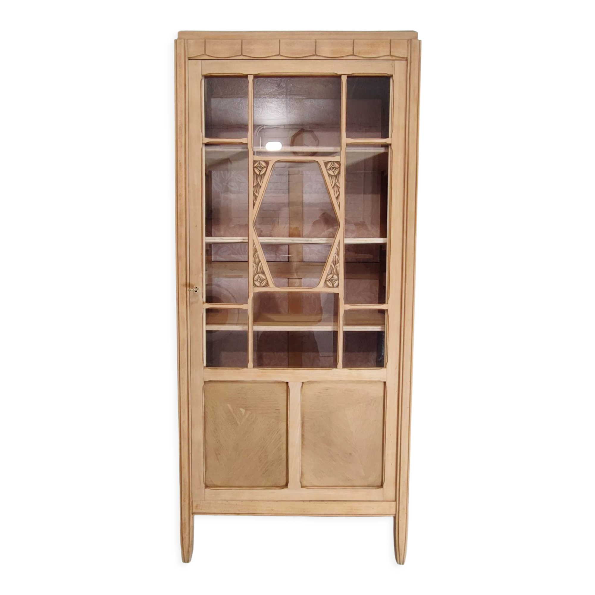 Art deco glazed hosiery