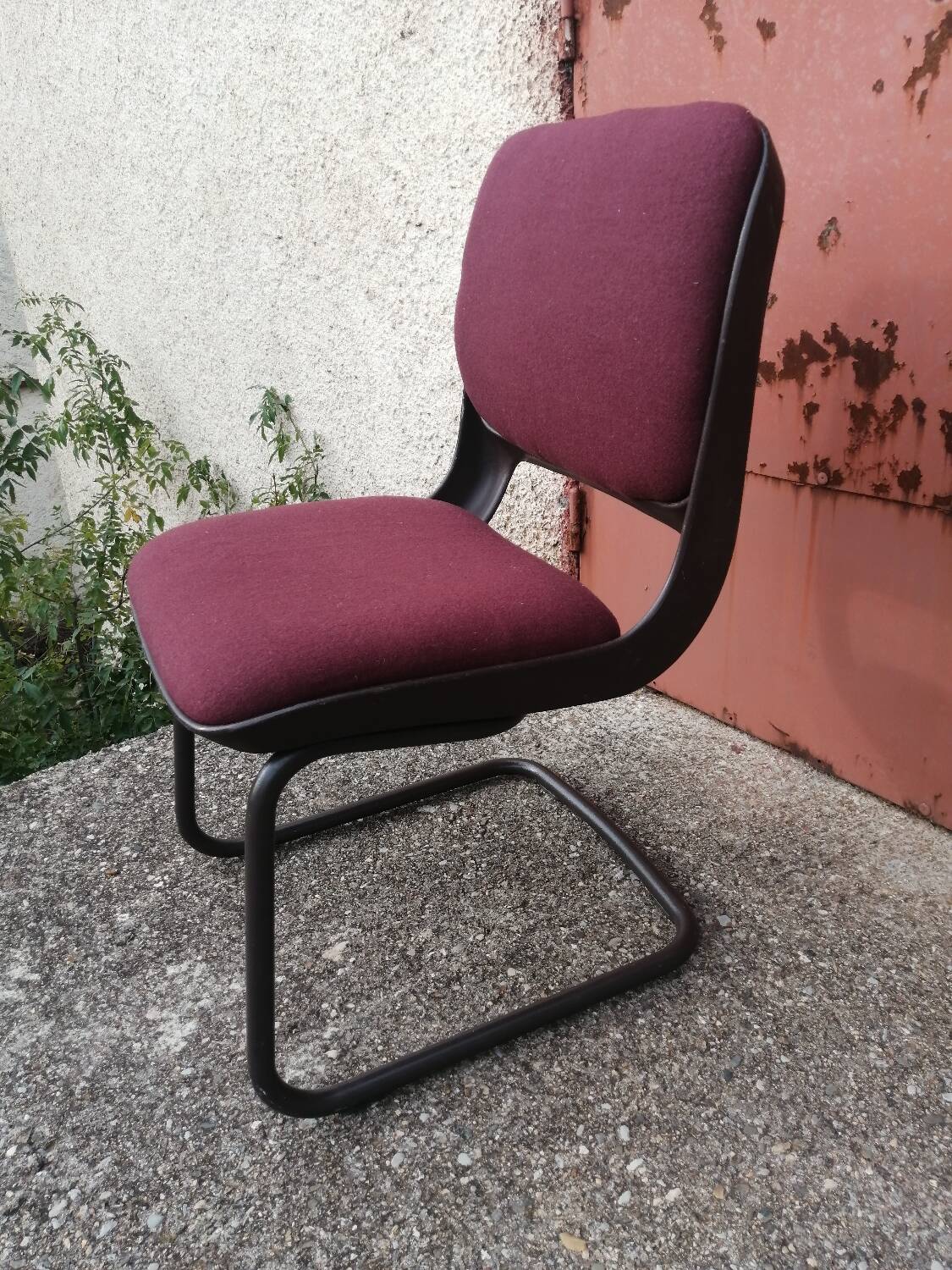 Chaise de bureau Strafor canteliver vintage