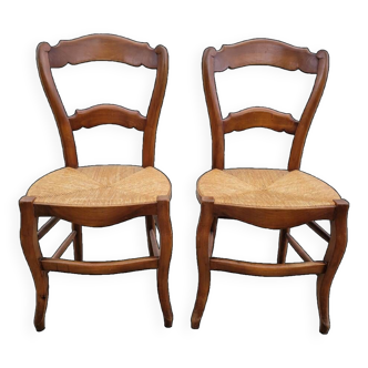 Ensemble de deux chaises anciennes paillées