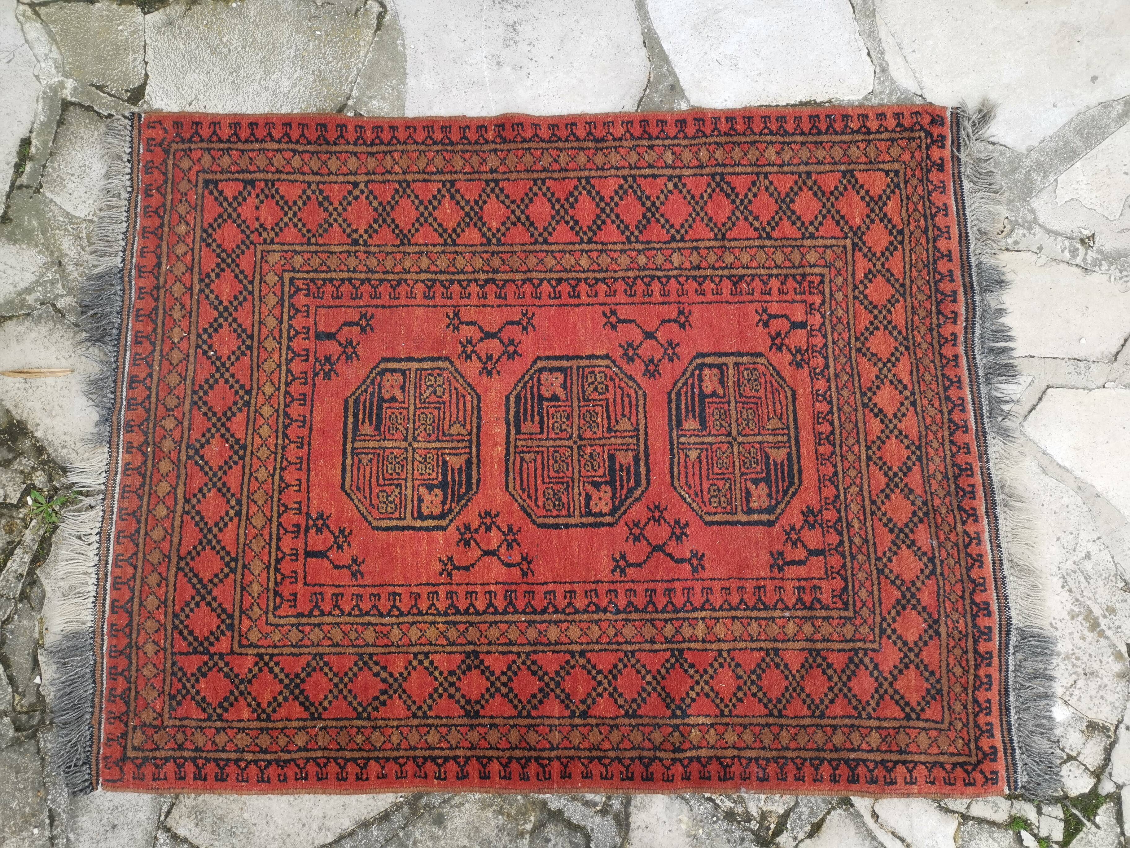 Afghan oriental rug