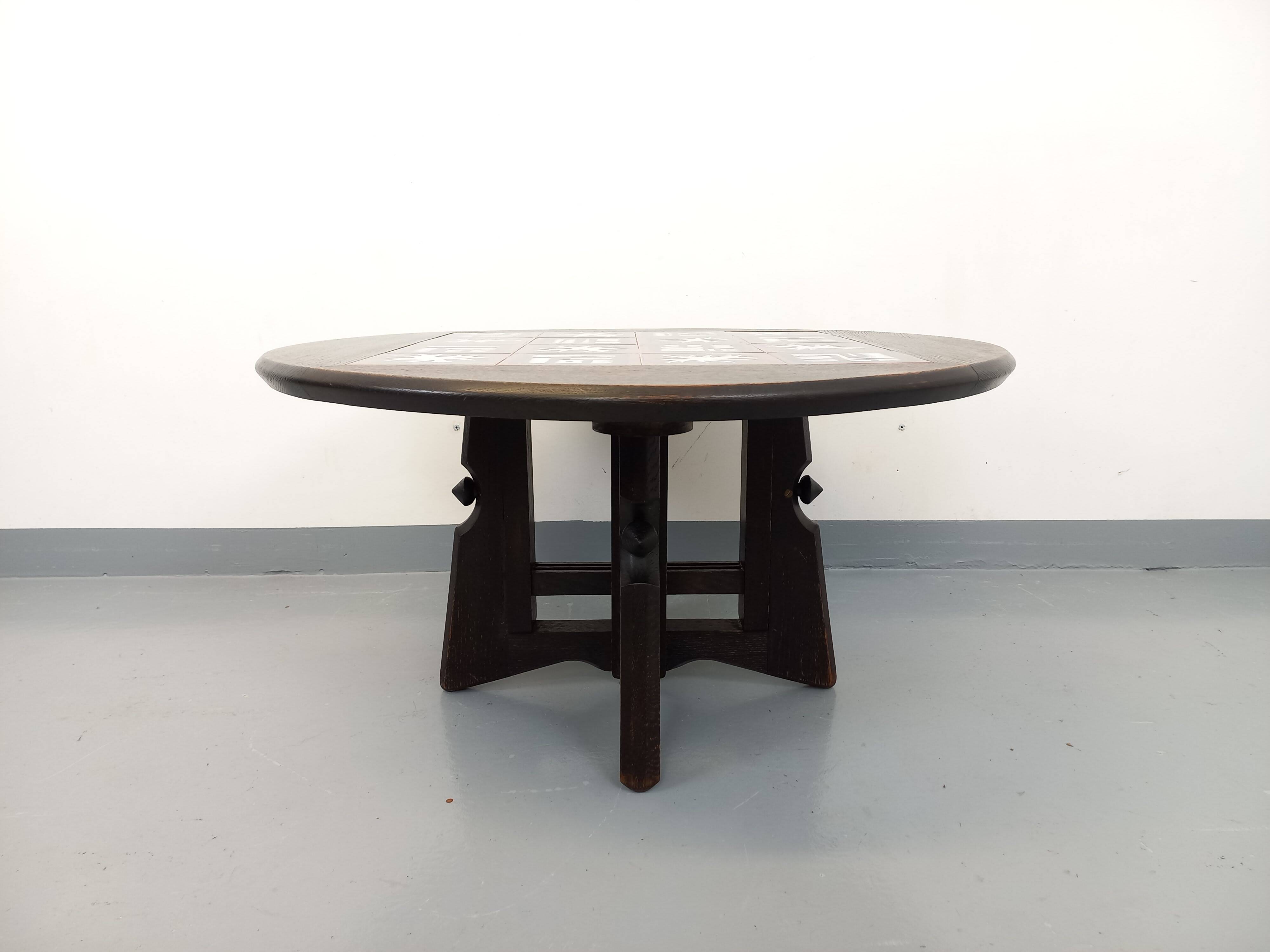 Table basse ronde modulable Guillerme et Chambron en chêne massif céramique