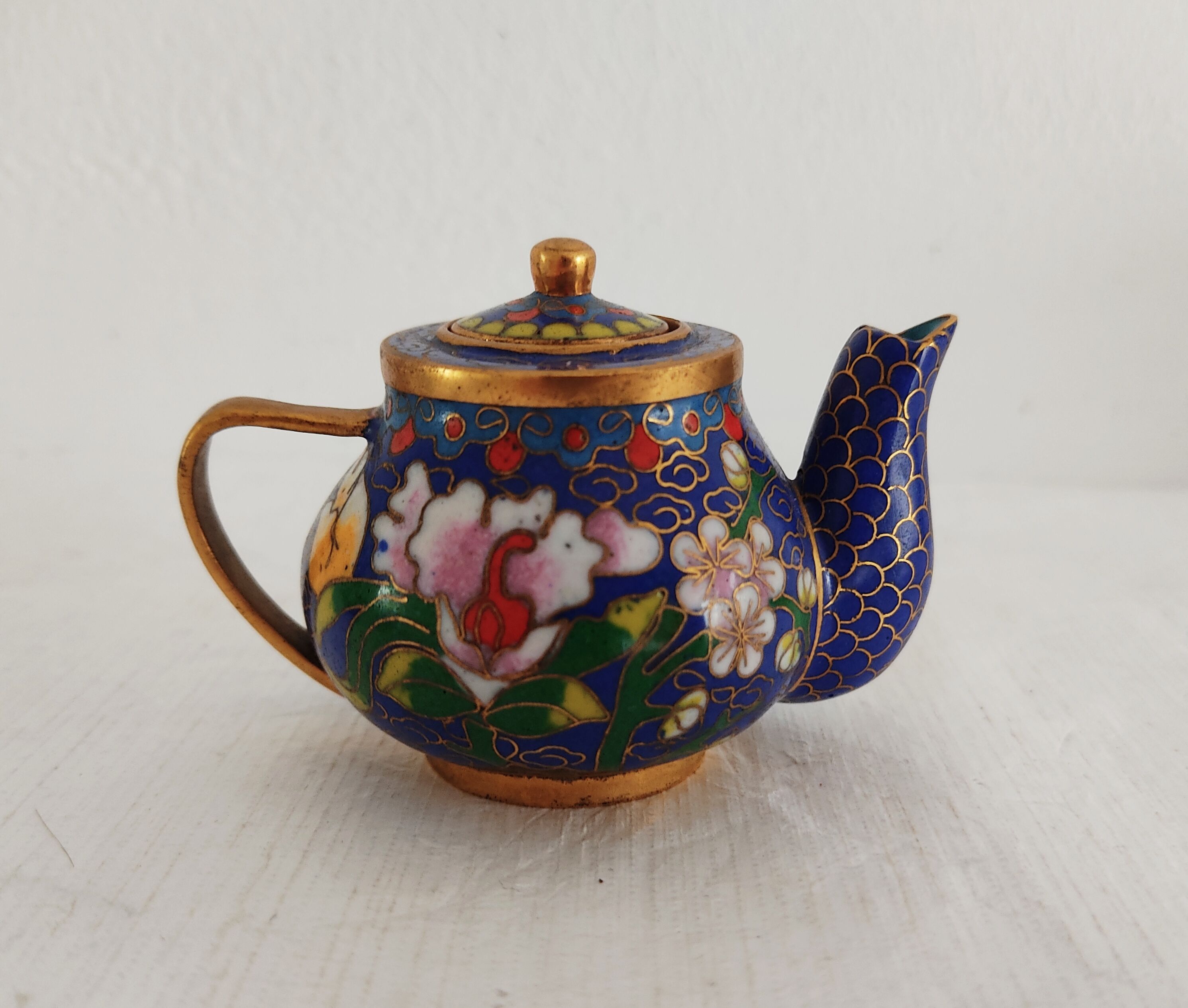 China miniature tea service enamels partitioned