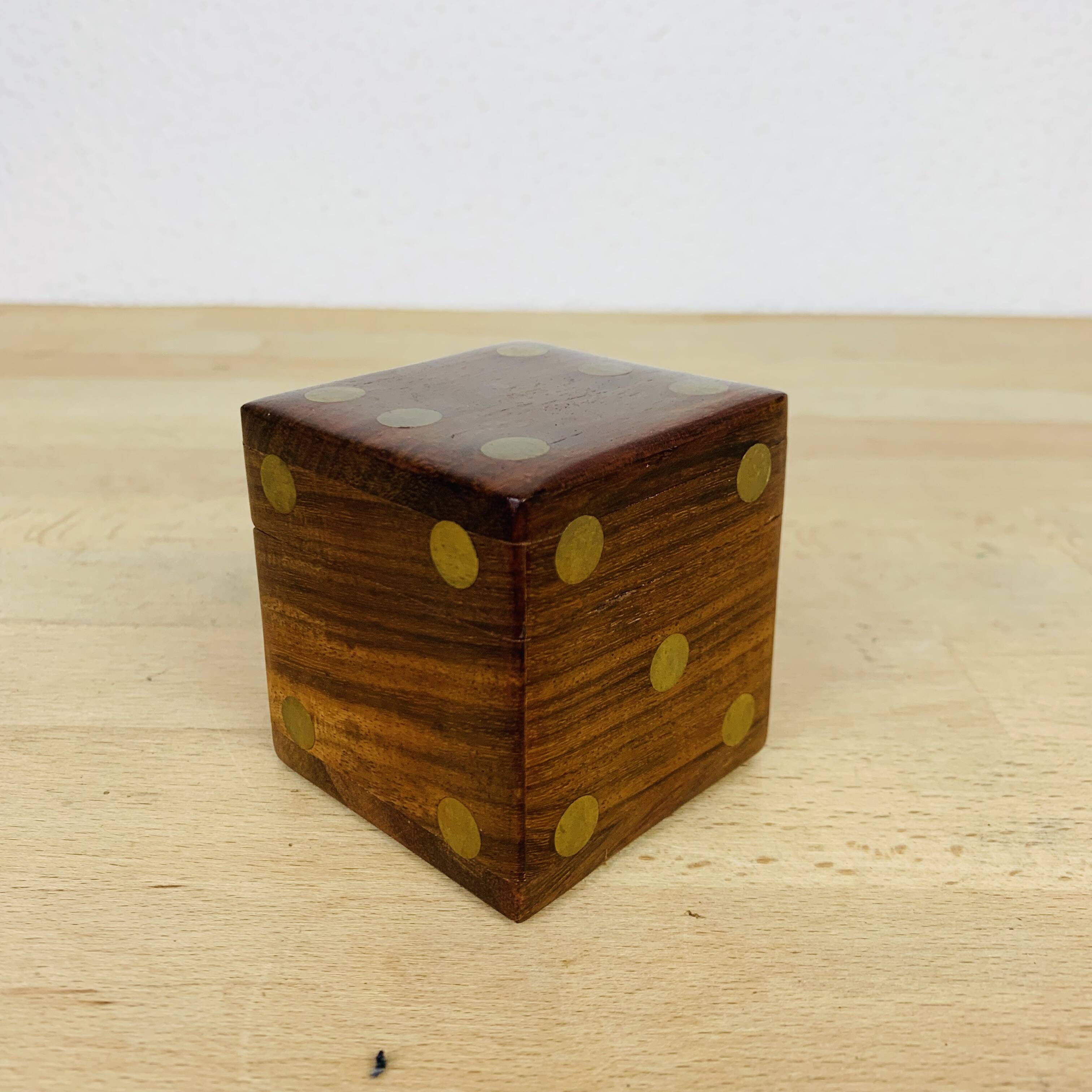 Box with 5 teak and brass dice, vintage