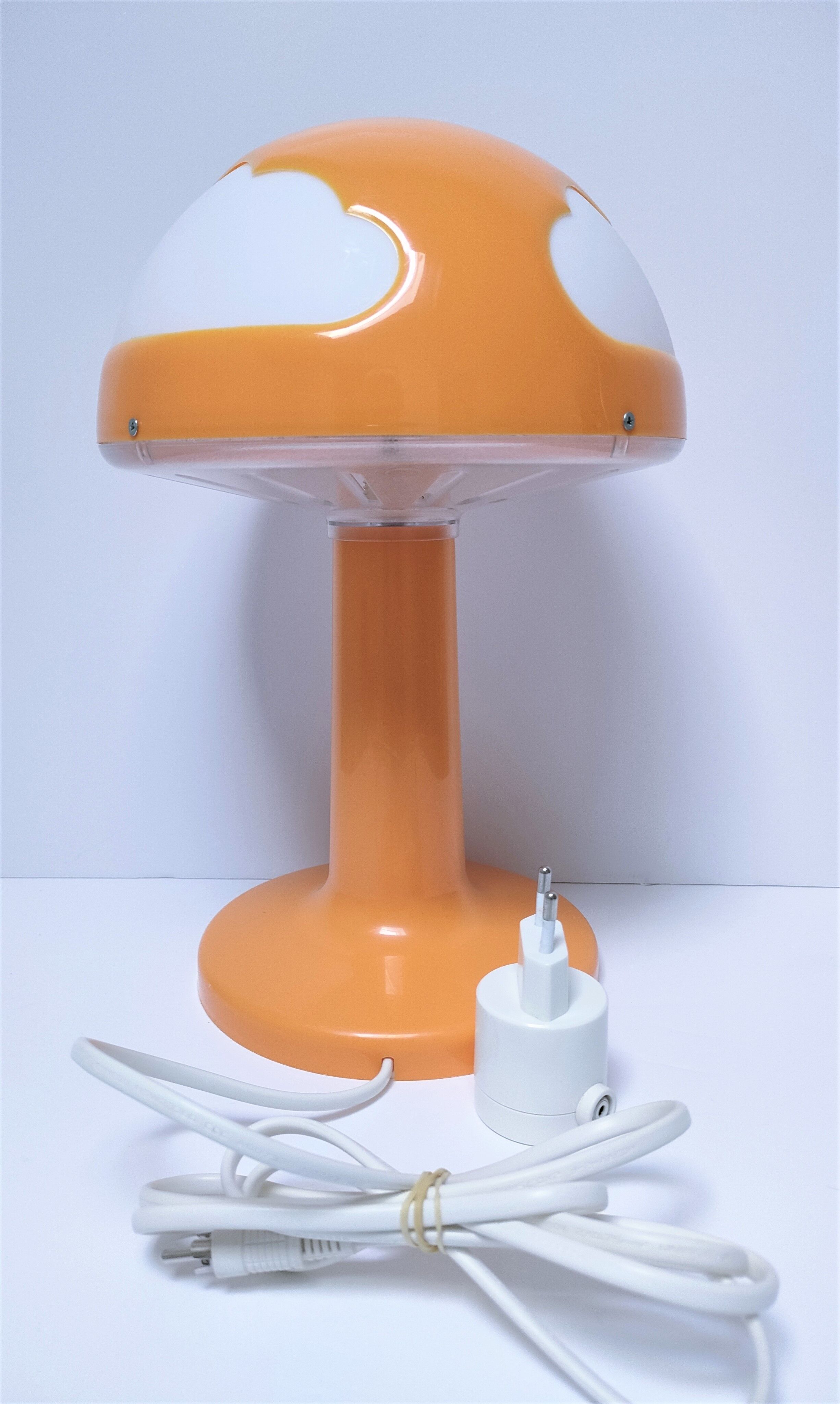 Skojig orange cloud lamp Ikea design Henrik Preutz