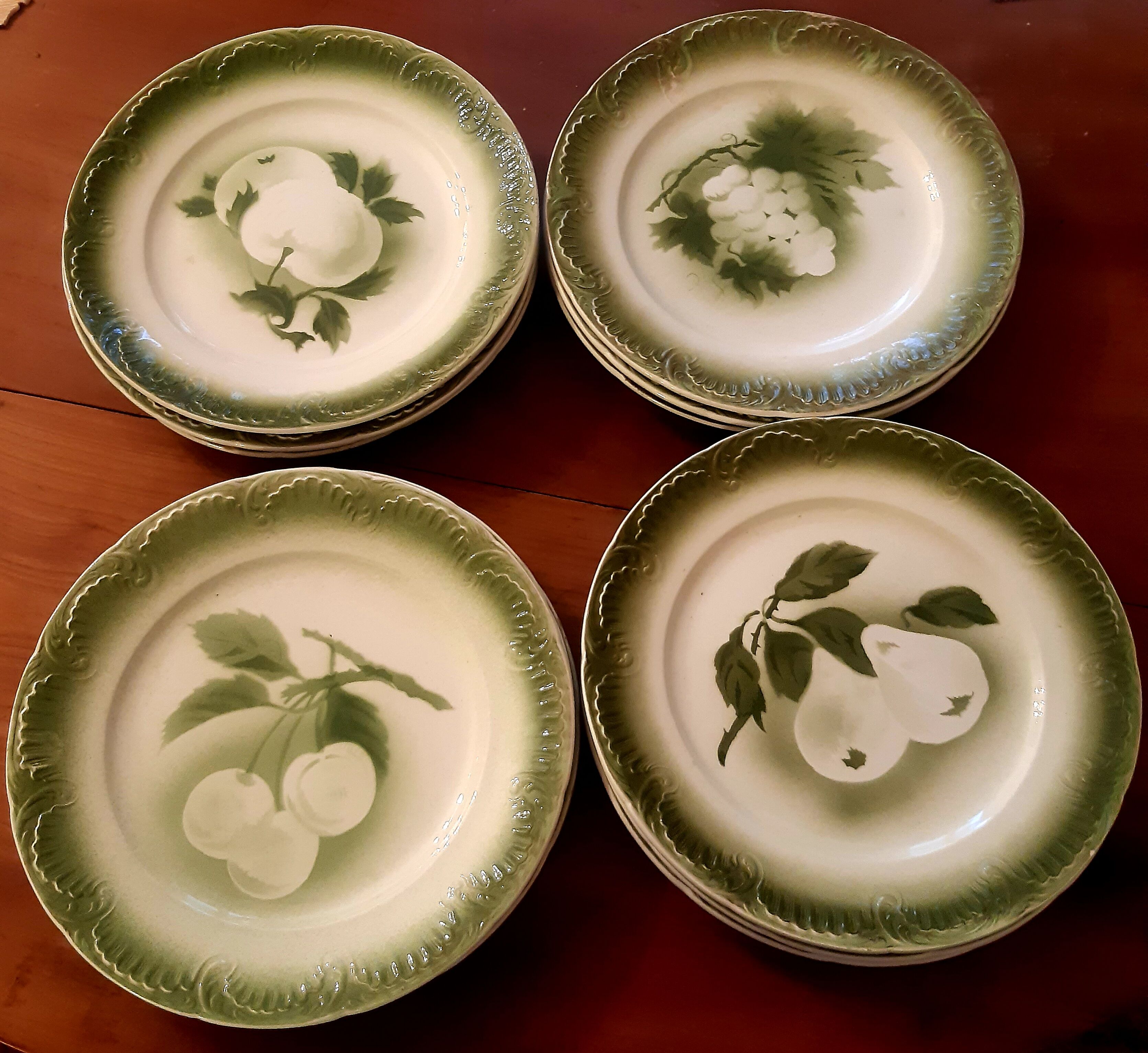 Set of 12 digoin sarreguemine fruit dessert plates