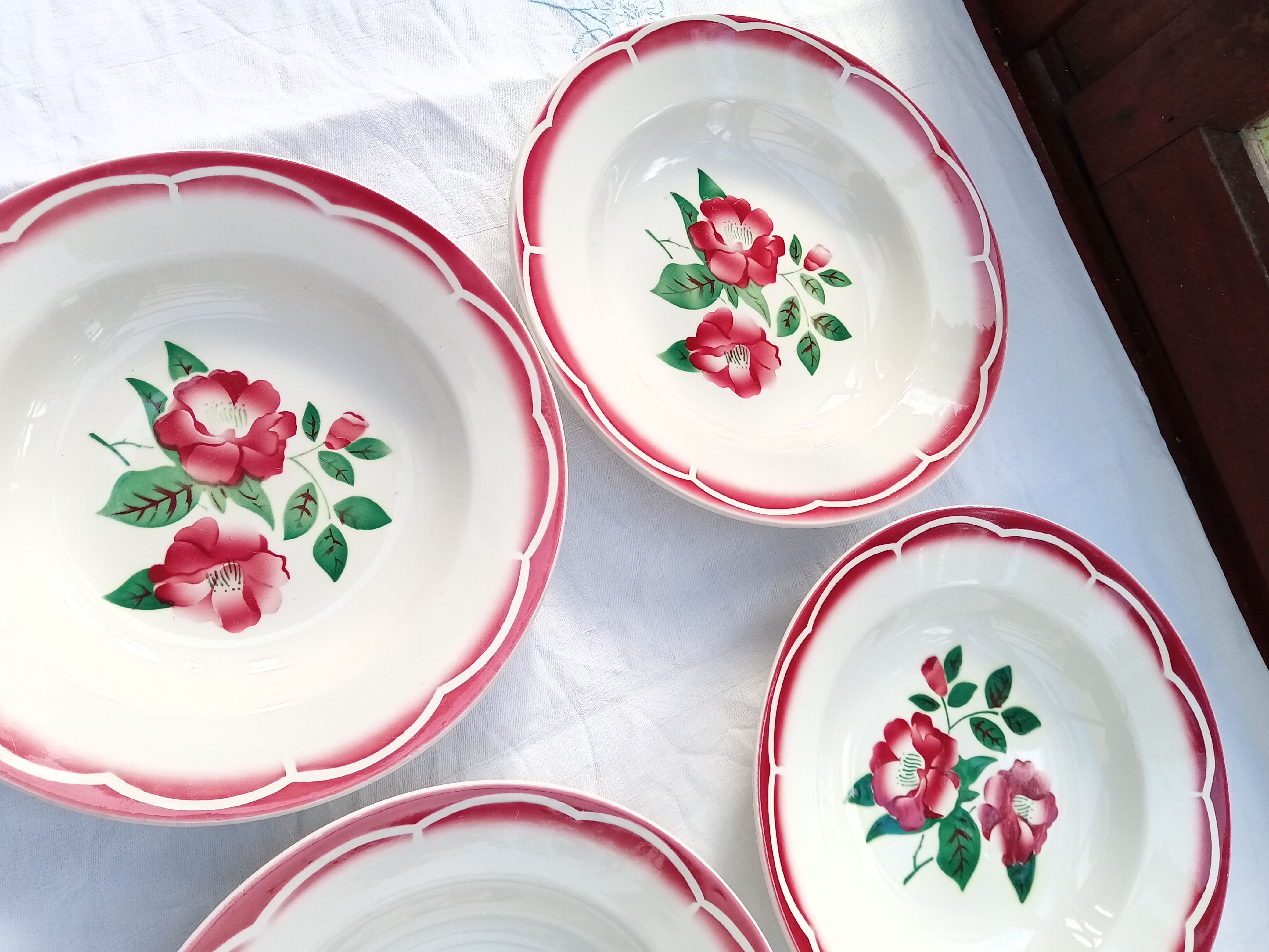 4 hollow plates Eden / Digoin