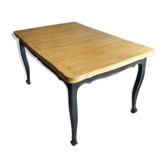 Table noire et bois