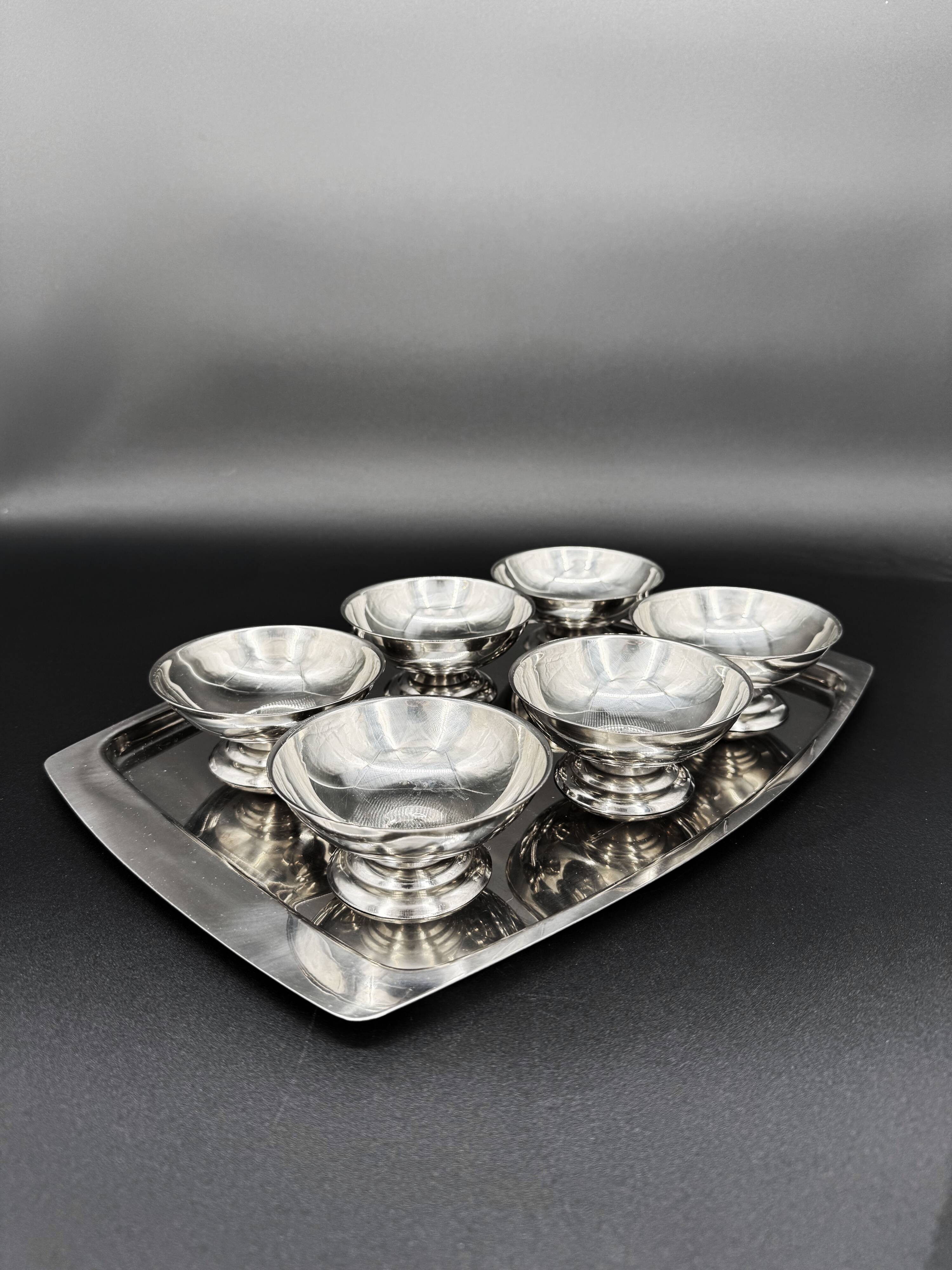 Set of 6 bowls on a tray, mid-century 1960s design