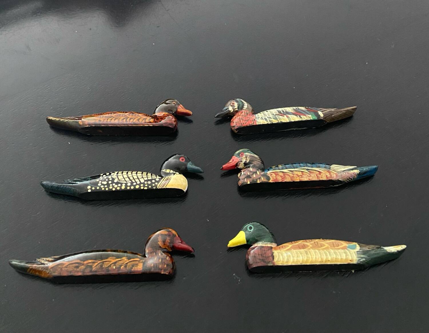 6 duck-shaped knife holders in lacquered wood