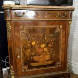 Support furniture in precious wood marquetry, richly decorated with floral marquetry.