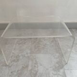 Invisible nesting tables from the swamp