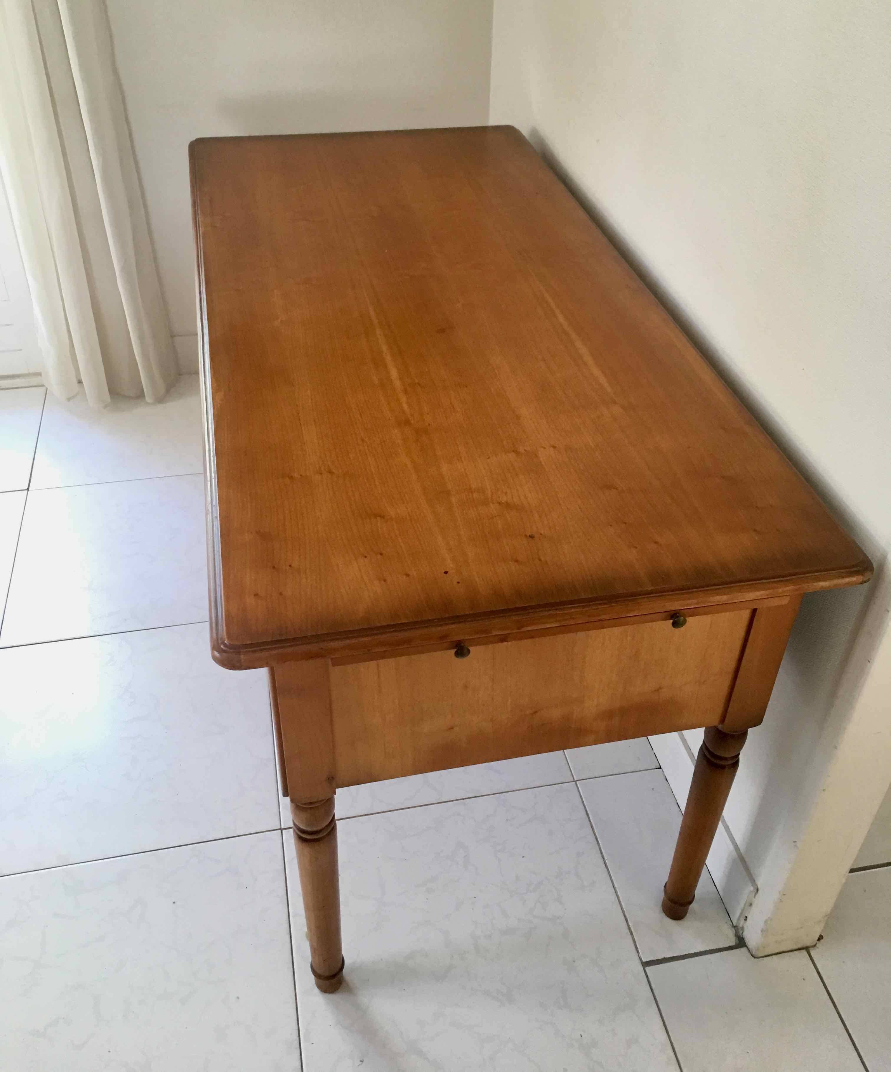 Bureau style Directoire 5 tiroirs et tablettes latérales