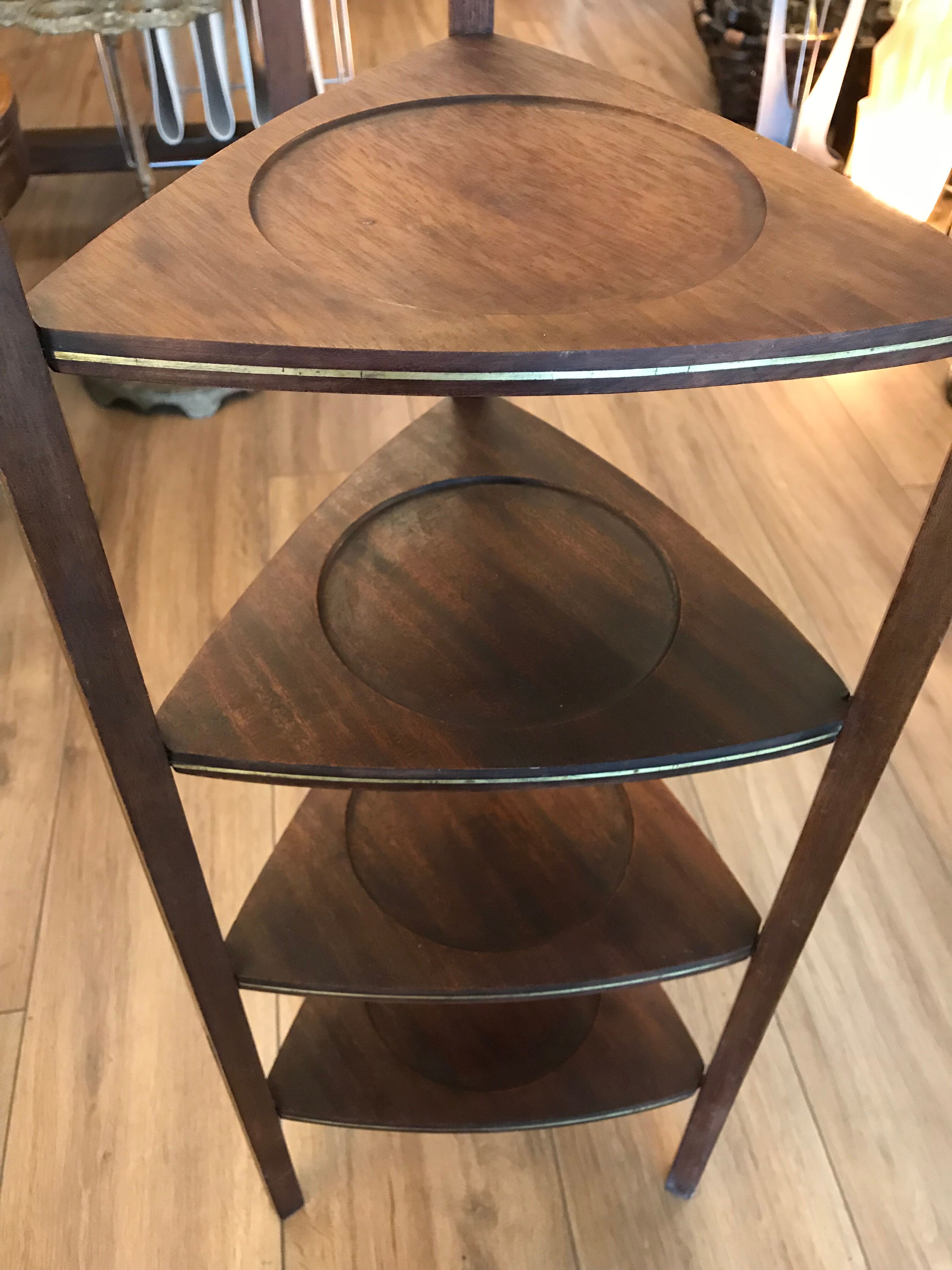 Shelf on feet or servant dumb wooden tripod