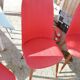 Lot de 6 chaises skaï rouges 1960 style scandinave