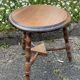 Petit tabouret bas porte plante